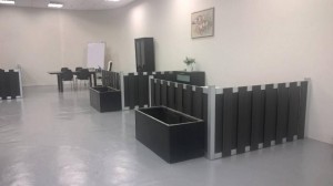 Traditioneller Zaun aus Alu-Lamellen hohl 143×13, massiv 67×15 96×11 112×9,5 für die Außendekoration