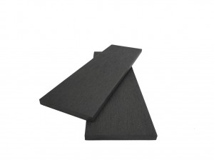 Traditioneller Zaun aus Alu-Lamellen hohl 143×13, massiv 67×15 96×11 112×9,5 für die Außendekoration